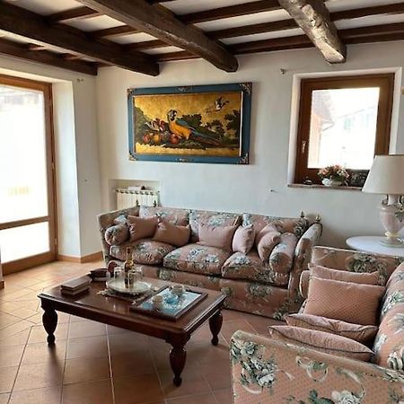 Residenza Montelago トレヴィニャーノ・ロマーノ エクステリア 写真